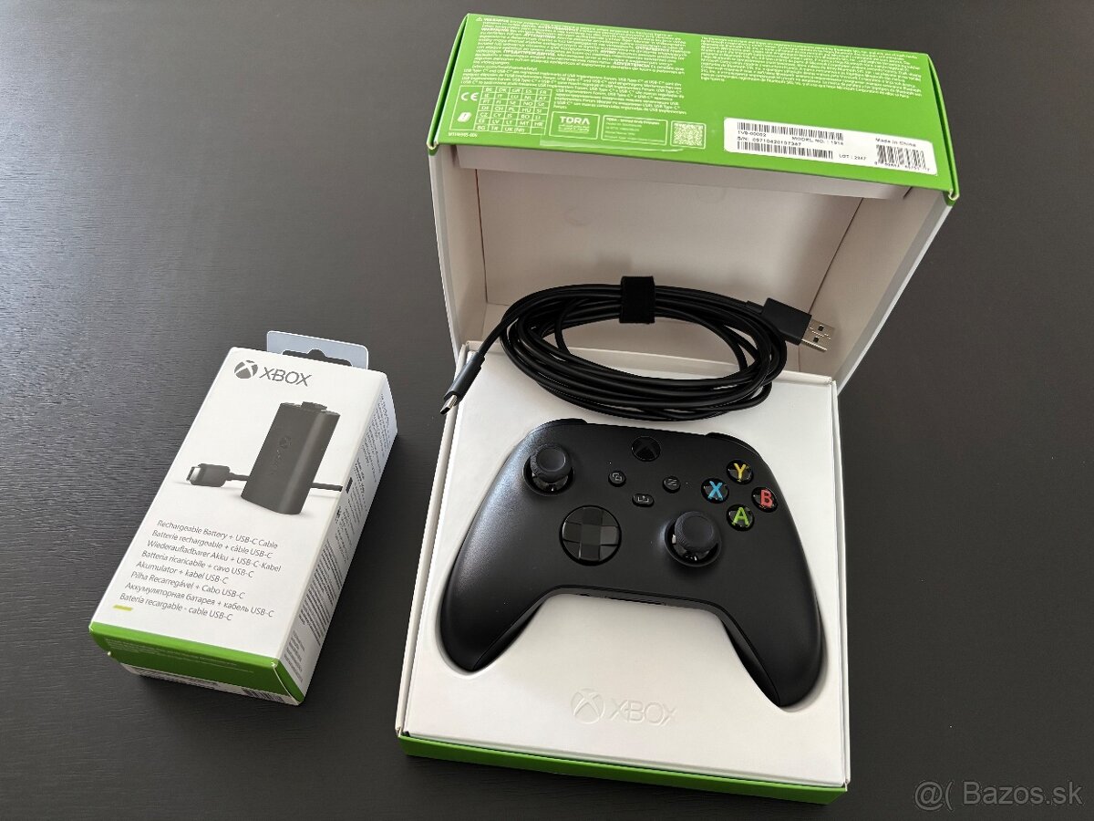 Xbox Series bezdrôtový ovládač + Play & Charge Kit