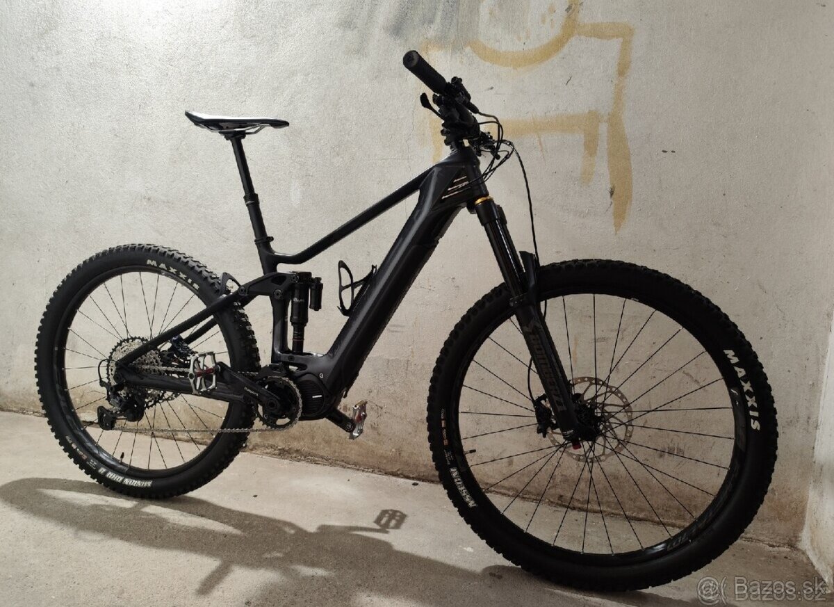 Merida eONE-SIXTY 8000 Carbon