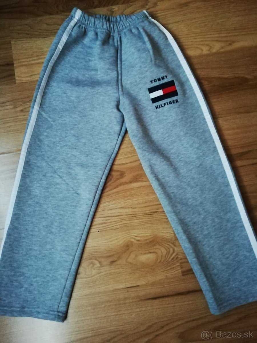 Tepláky Tommy Hilfiger - hrube, iba vyskusane