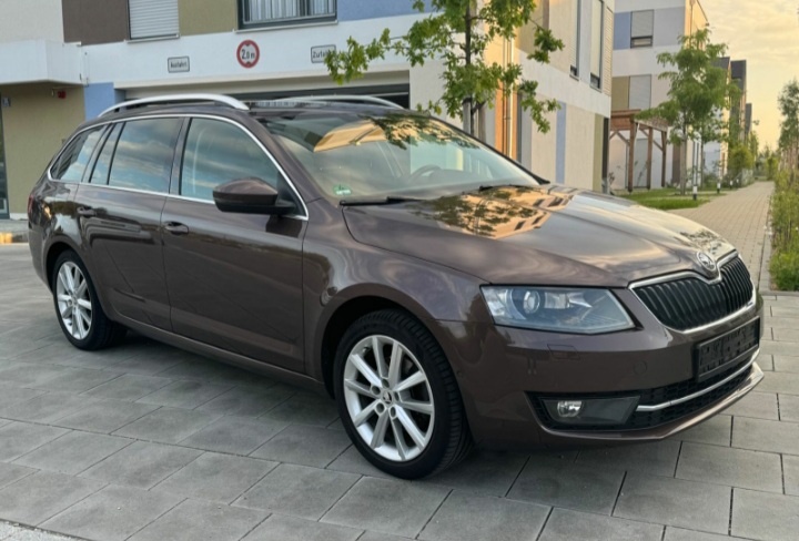 Skoda Octavia Elegance DSG 2.0 TDI