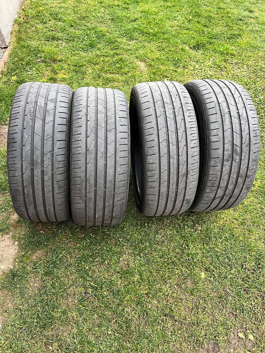 100€ 4x ks HANKOOK letne pneu R18 225/40