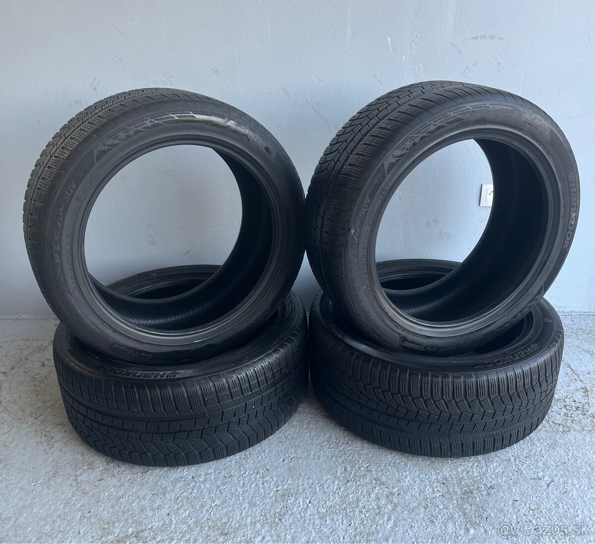 285/45 R21 Zimne Hankook 4ks Audi