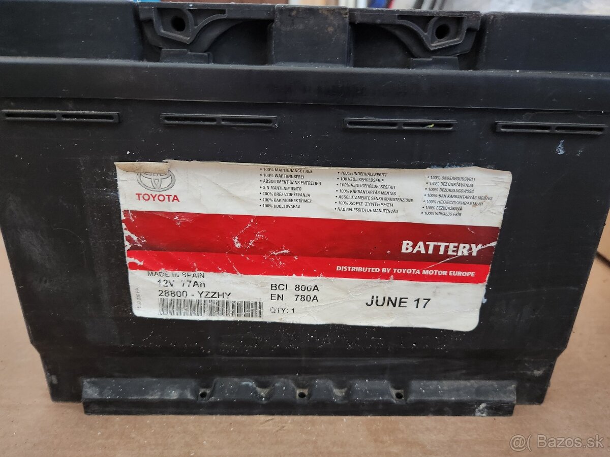 Autobateria 12v 77Ah 800A