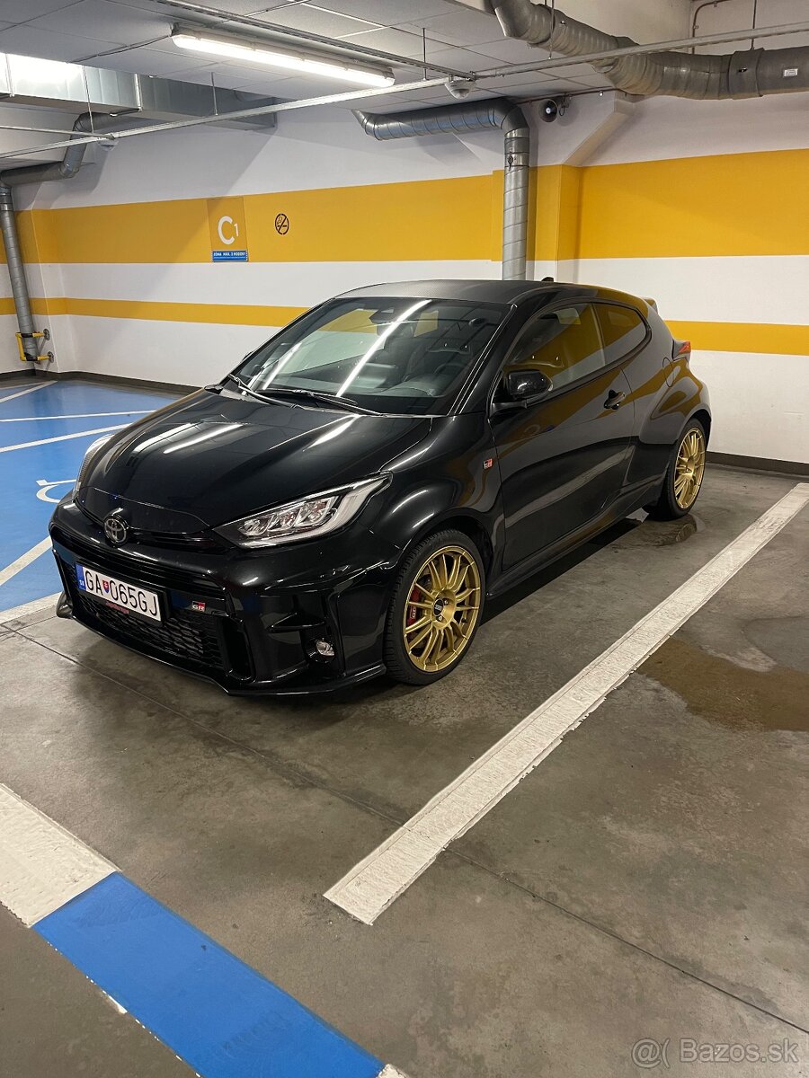 Yaris GR