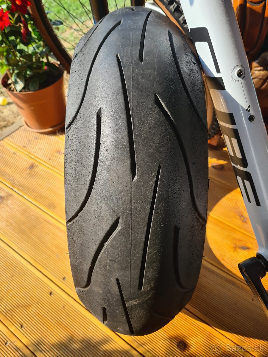 Pneu Michelin 180/55 ZR17