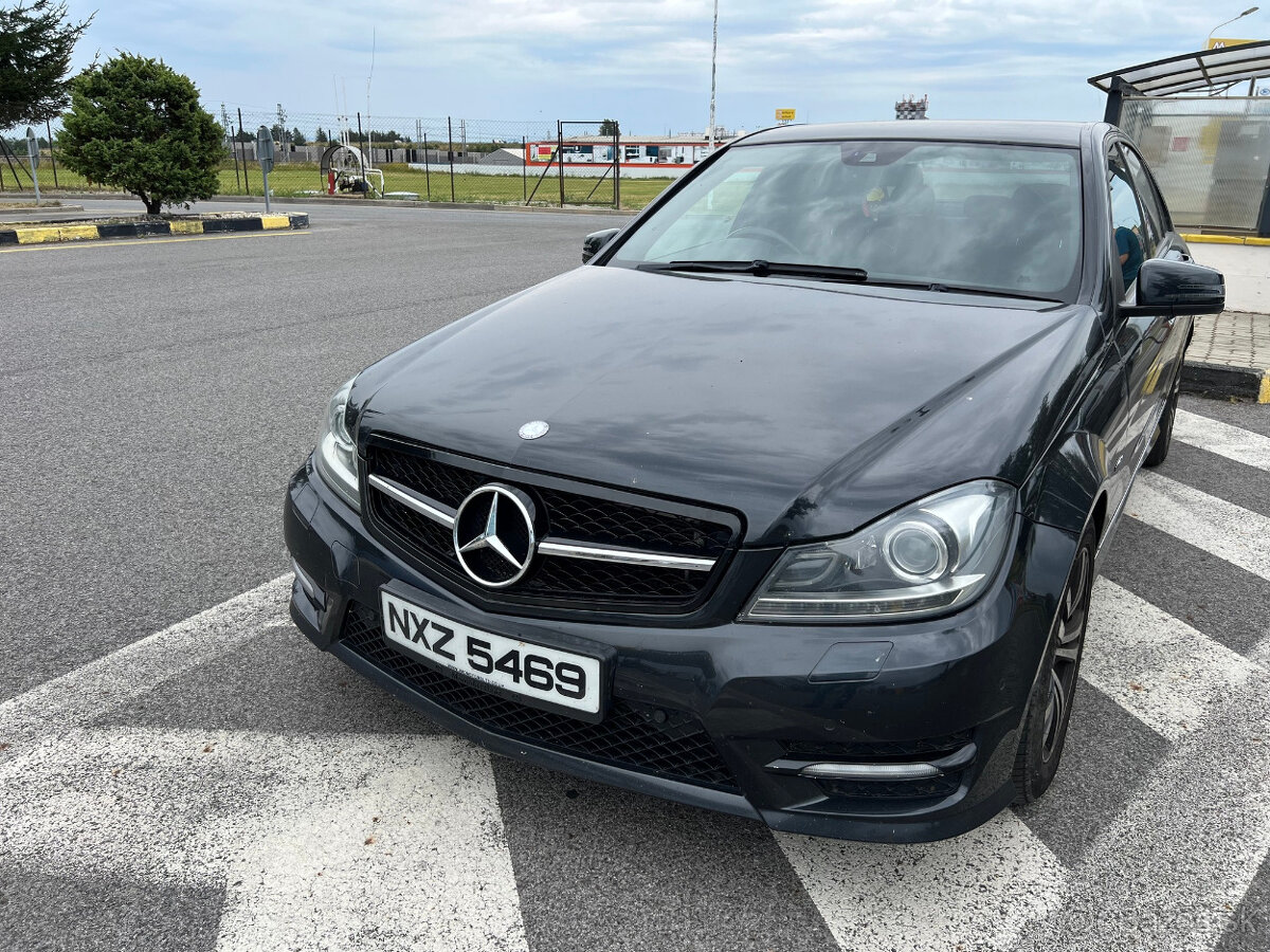 Rozpredám Mercedes-Benz W204 AMG paket na ND