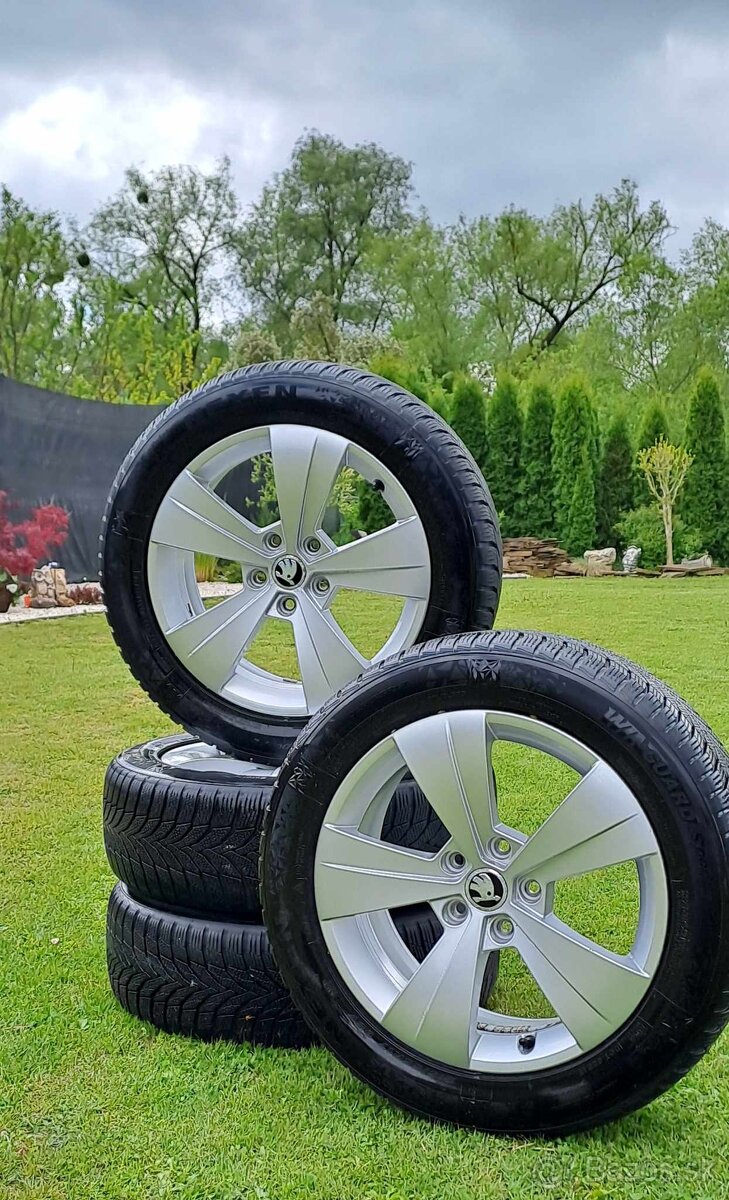 Predám Zimnú sadu 5x112 R17 , 215/55/17 Škoda Triton