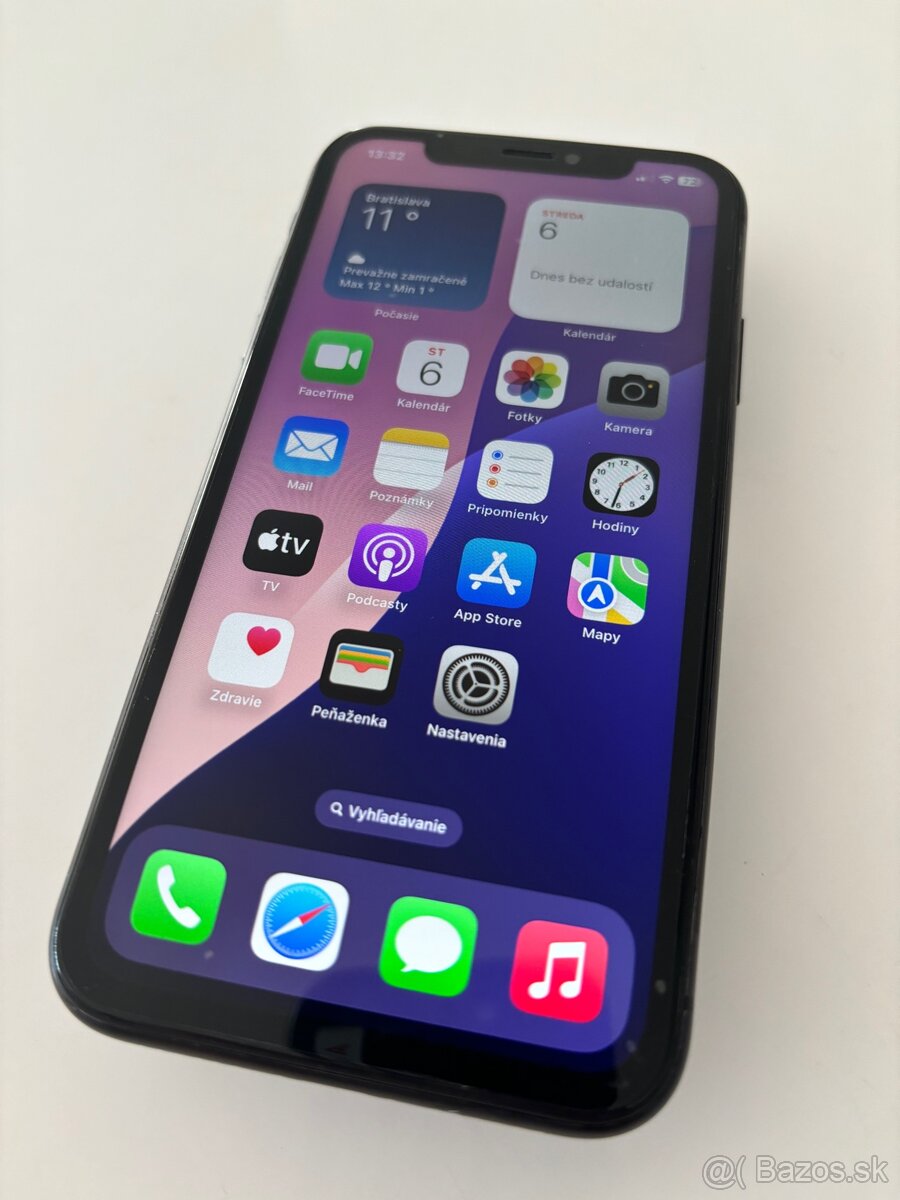 Predám iPhone XR