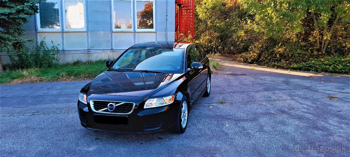 Volvo V50 Comfort D2 2011