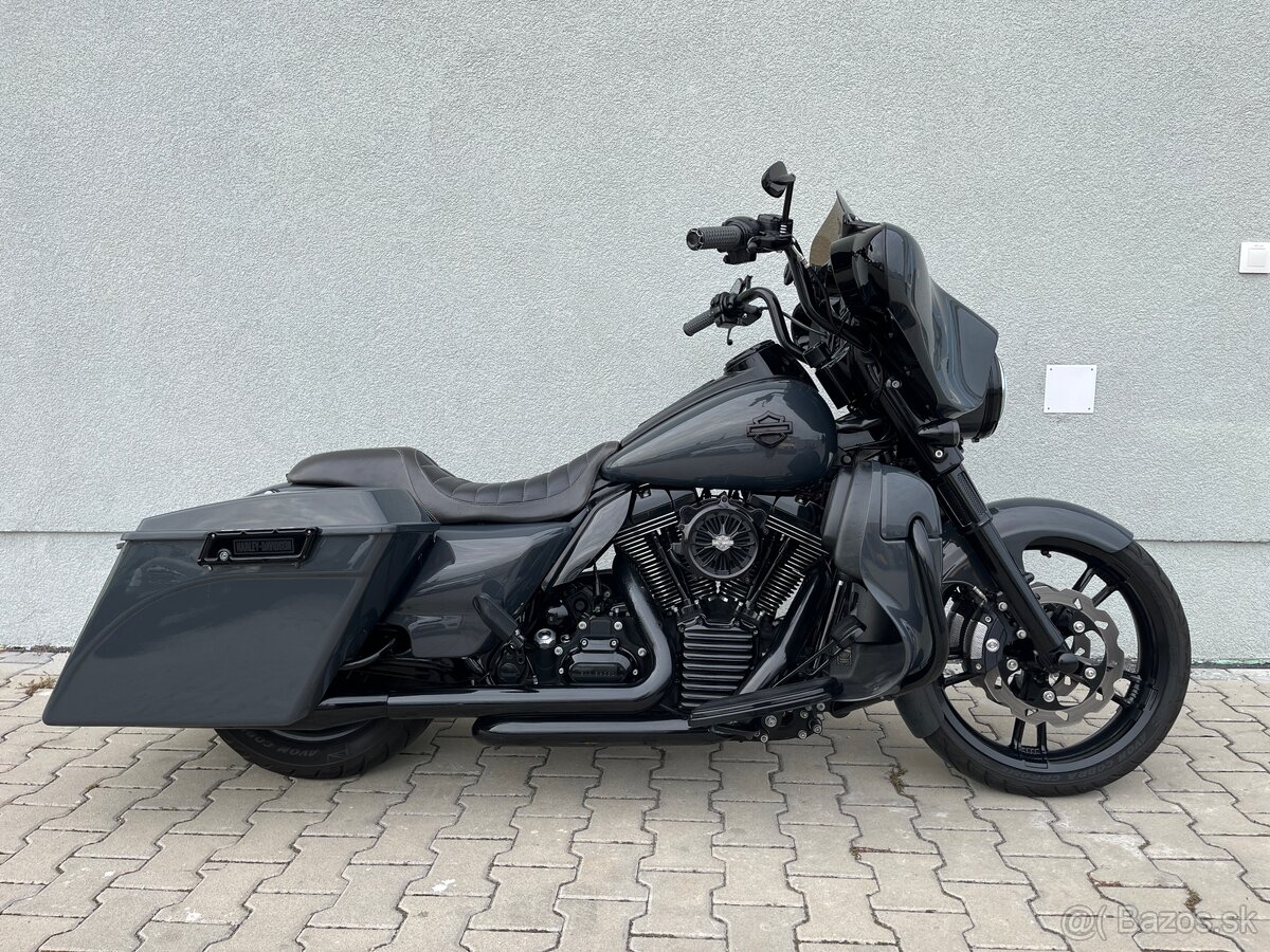 HARLEY DAVIDSON FLHX STREETGLIDE 2010