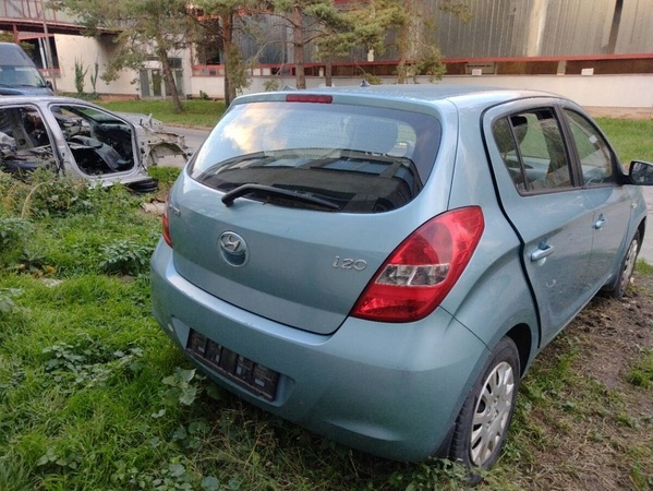 Rozpredam Hyundai i20 1.4 G4FA 2009