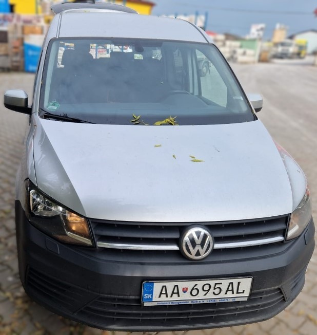 VW CADDY Maxi 7-miestne