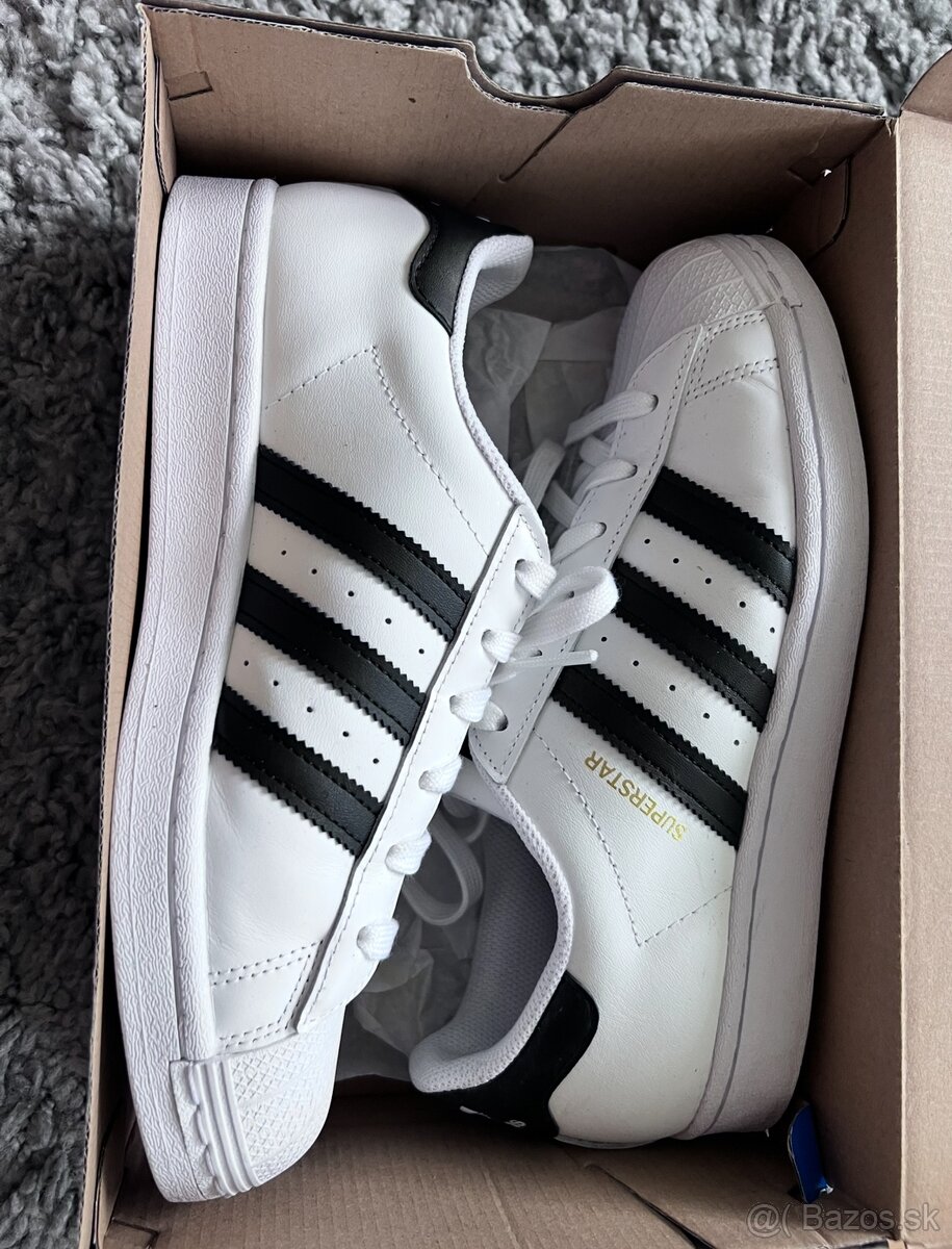 Adidas superstar tenisky veľkosť 39