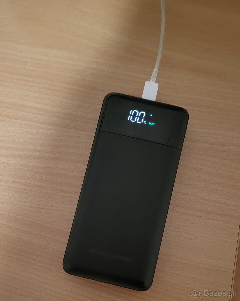 Alza Power banka 30 000 mAh (20 W) čierna