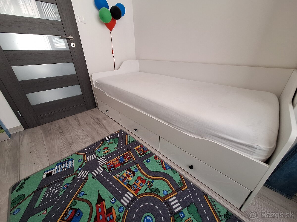Detská kvalitná posteľ BJORN 90x200 cm s úložným priestorom