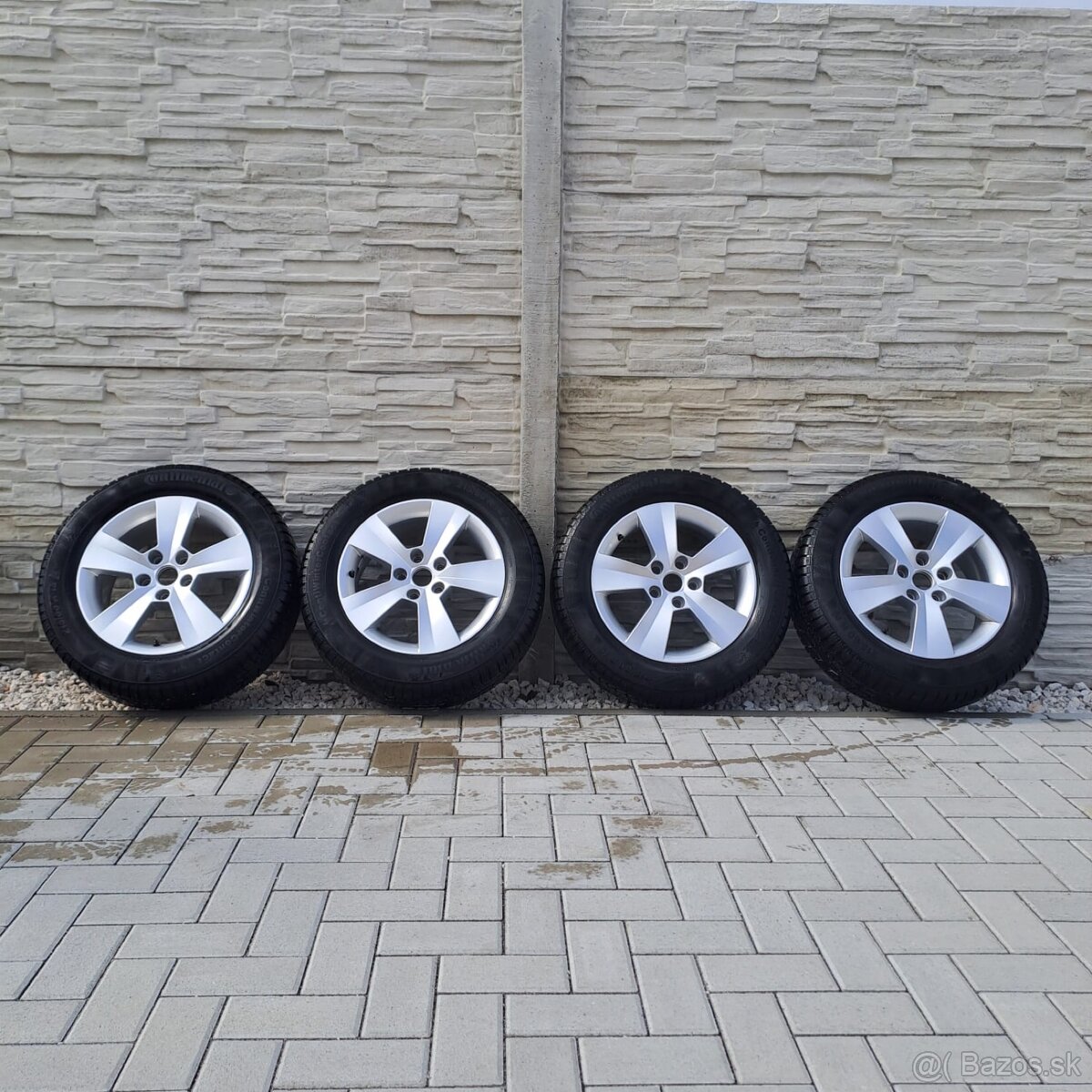 5. Predám Elektróny Škoda 215/60 R16 Zimné