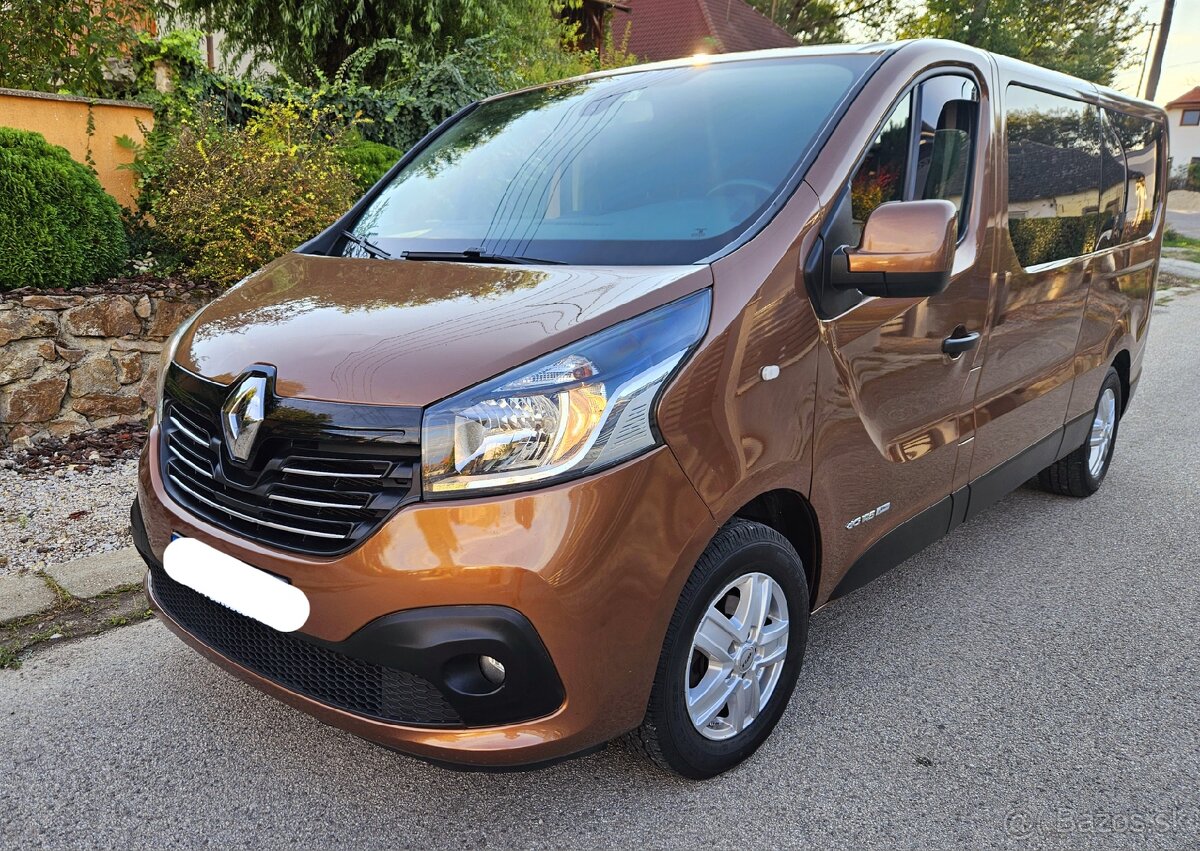 Renault Trafic 8.mieste