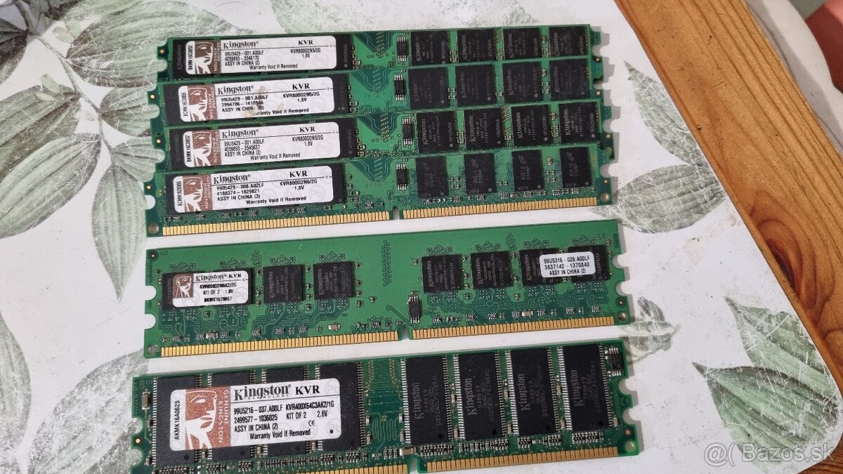 pamäte počítača	8 GB Technológia pamäte RAM	DDR2  4x2gb