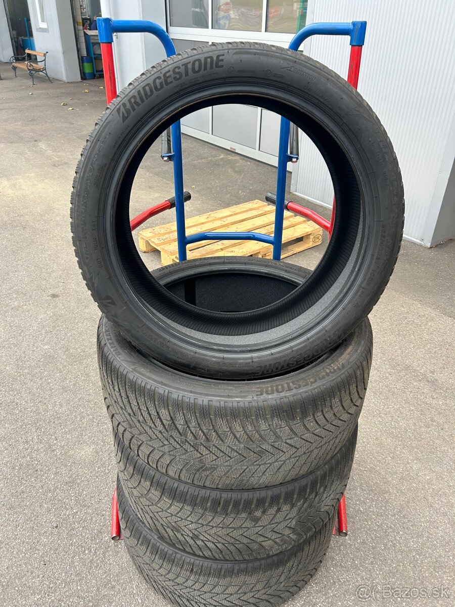 Bridgestone 265/40/21”-105H zimne