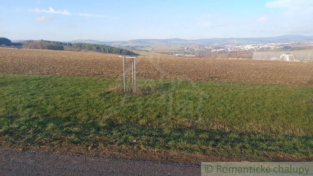 Pozemok 15 árov s výhľadom nad mestom Myjava na predaj, ex