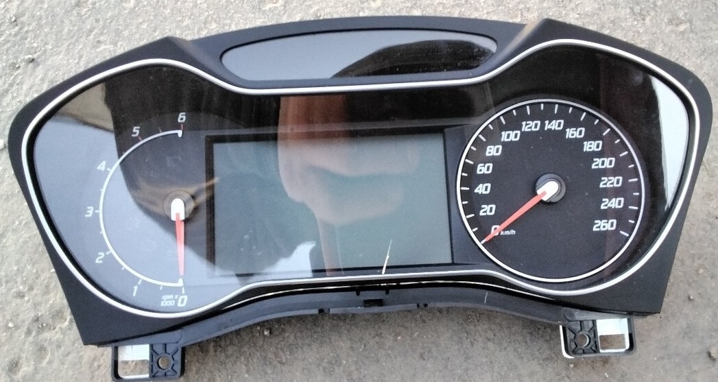 predám TACHOMETER CS7T-10849-VH FORD MONDEO 2.0 TDCI 2014