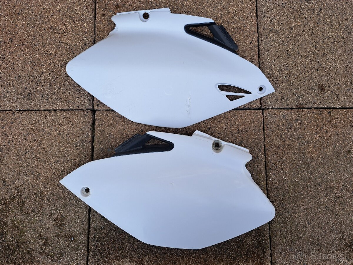 Bočné tabuľky Yamaha YZF 250/450 06-09