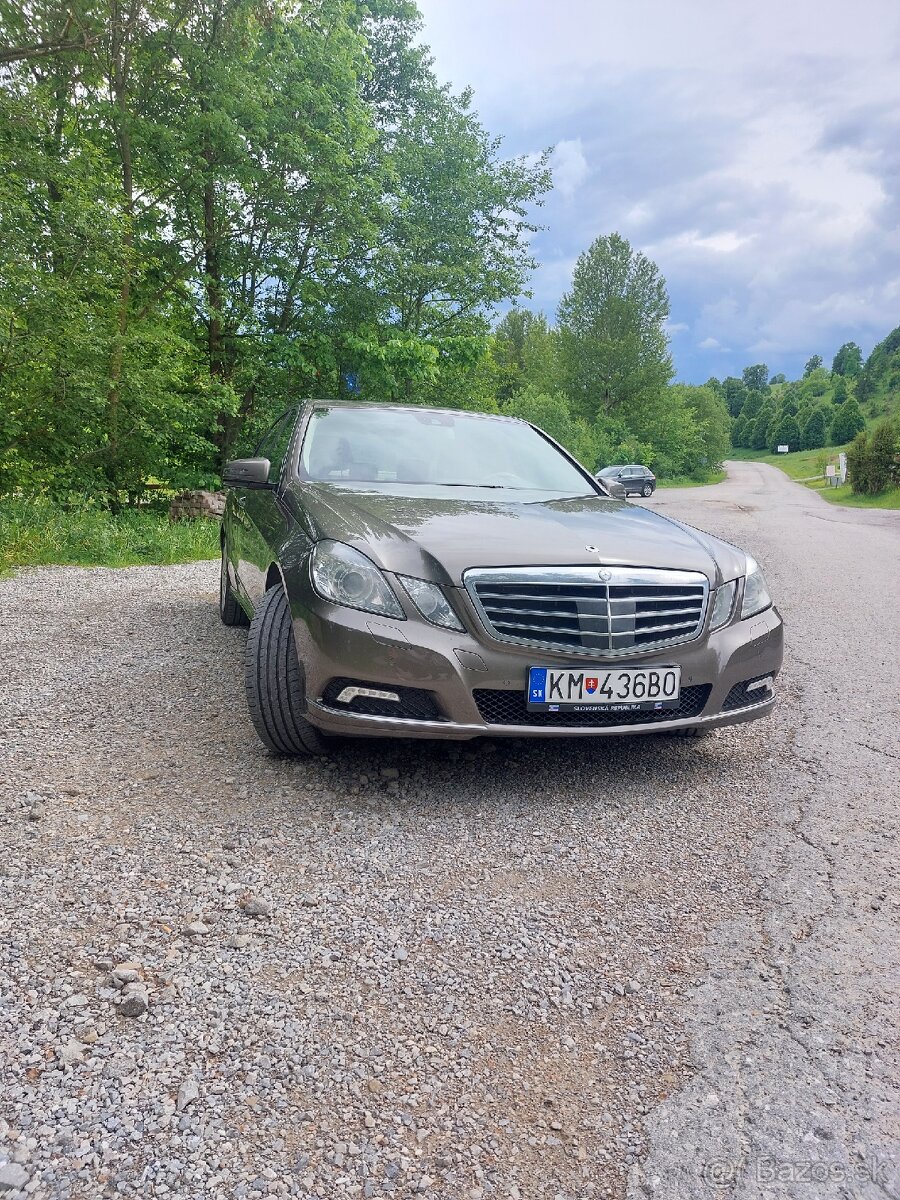 Mercedes-Benz e350