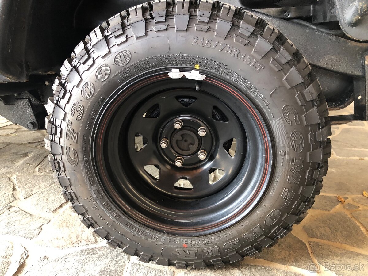 Disky Jeep wrangler r15 + pneu Comforser cf 3000