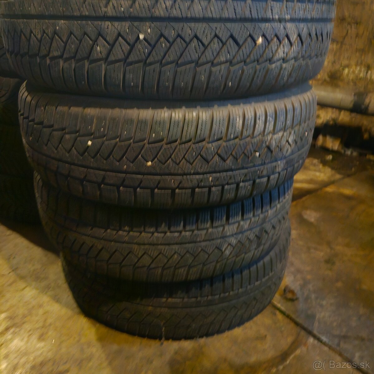 215/65 r17 Continental