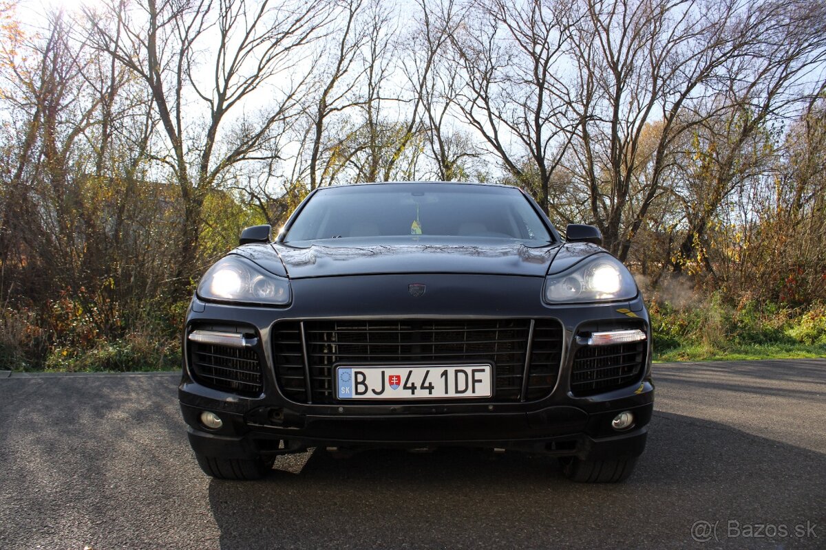 Porsche Cayenne Turbo Tiptronic 4.8 V8, Najazd 223500km