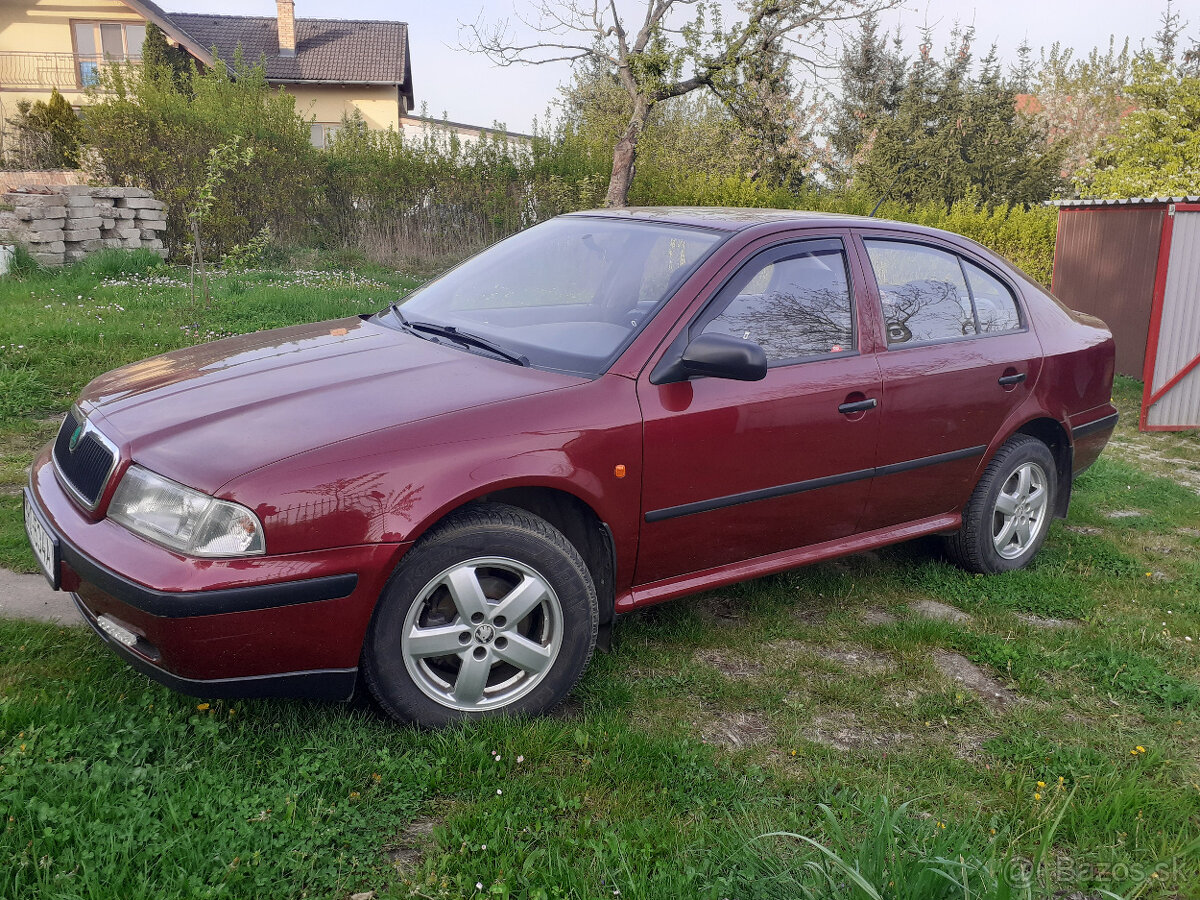 Škoda Octavia 1.6 55kw AEE 68 000 km