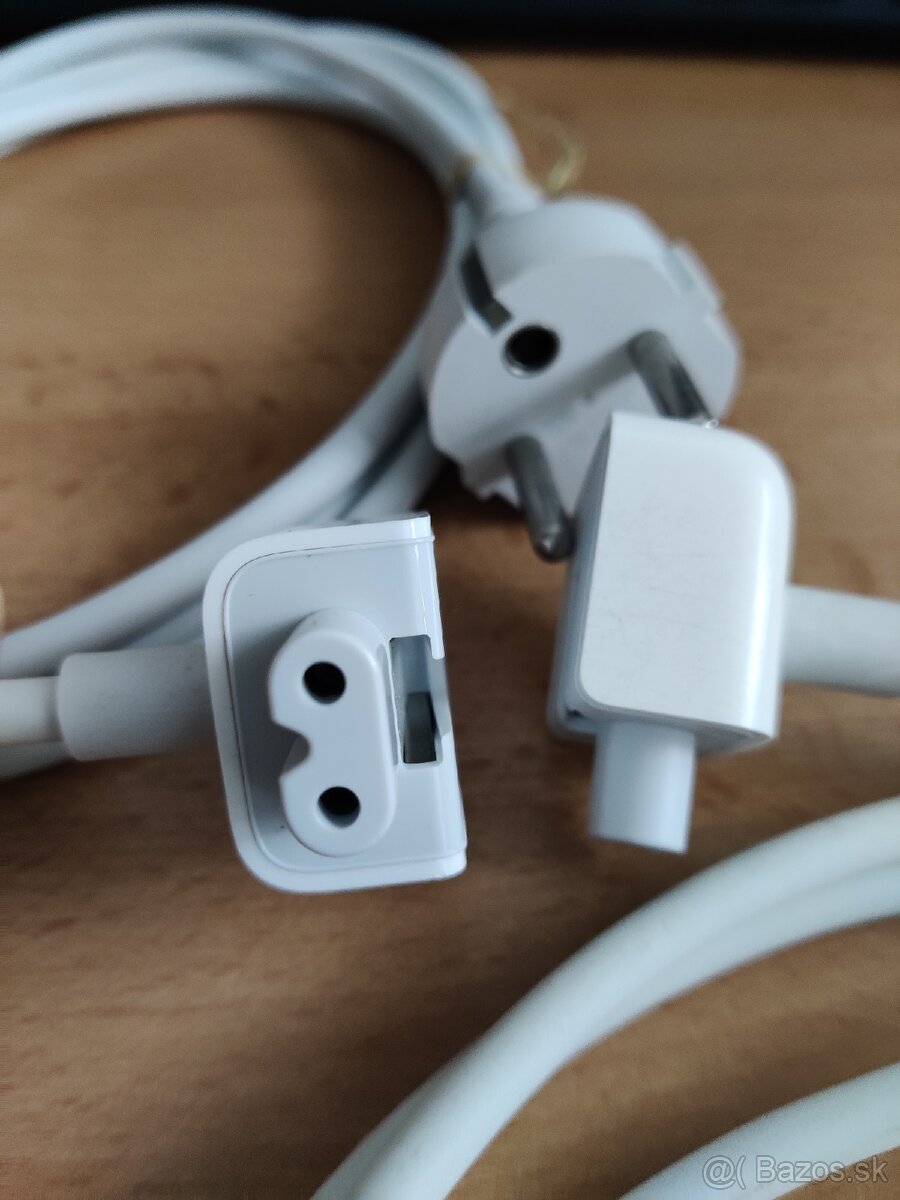 Predám napajaci sietovy kabel Apple D-00482 2.5А 250v