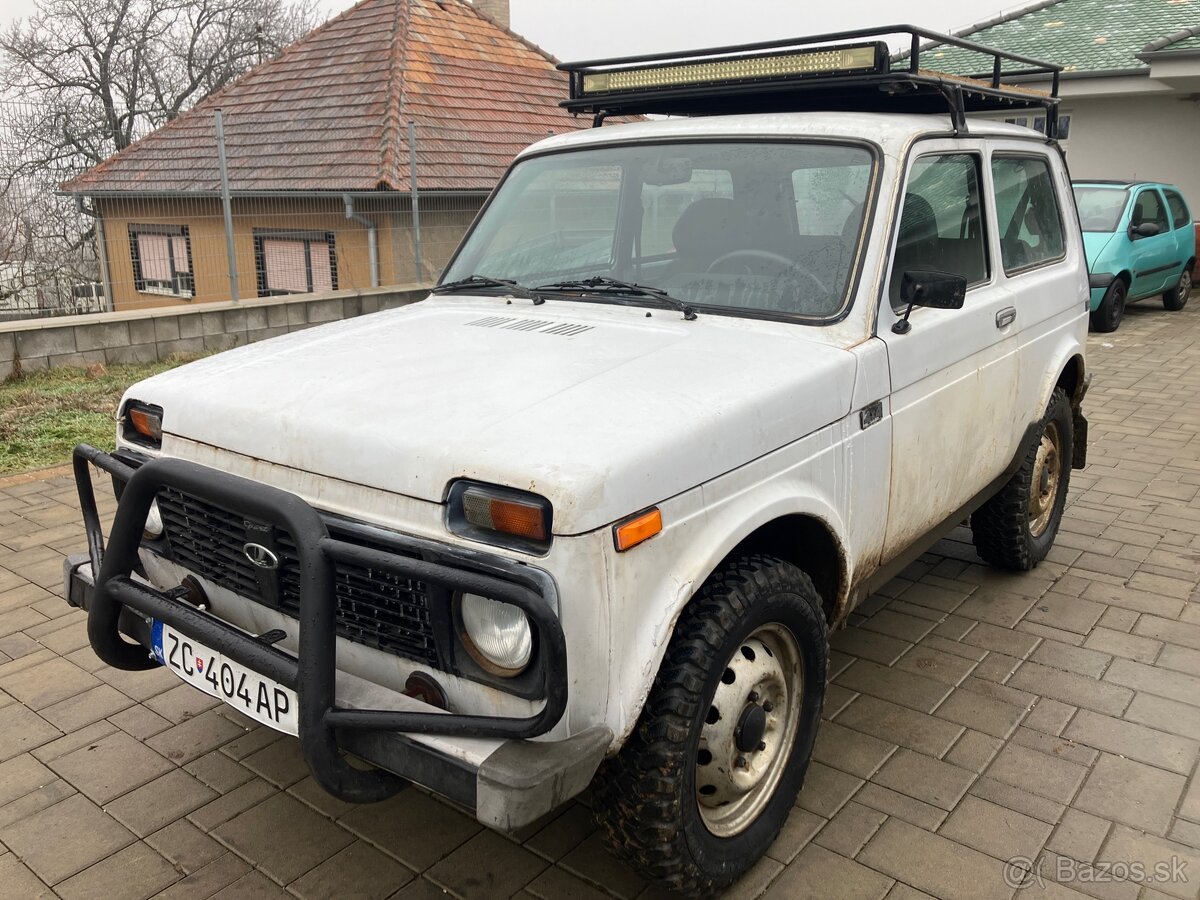 Lada Niva 1.7i servo