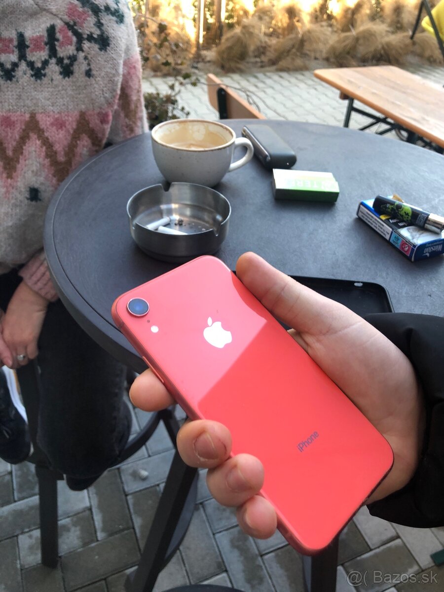 iPhone XR 256