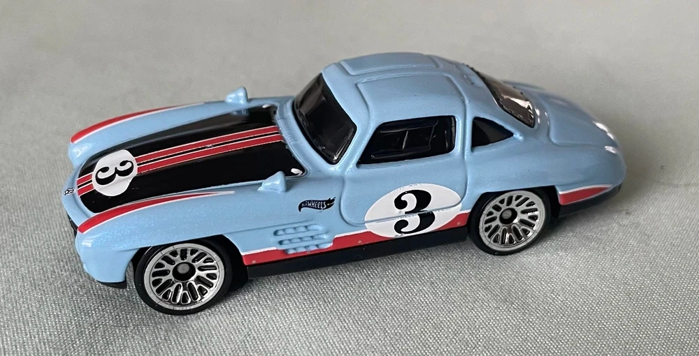 Hotwheels Mystery Models 2024 #1 - Mercedes-Benz 300 SL