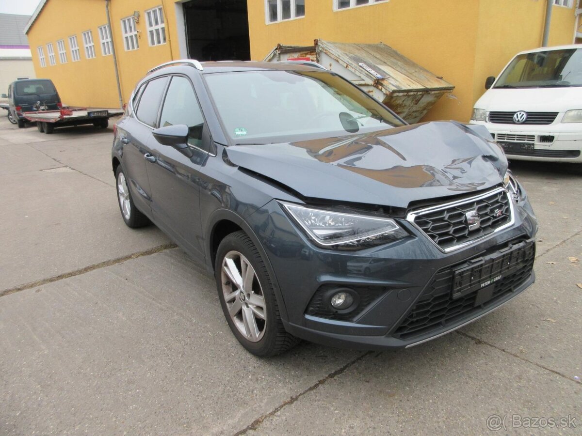 Seat Arona 1.0 TSI 110 FR, 14000km, 6/2021 LED, navi ,kamera