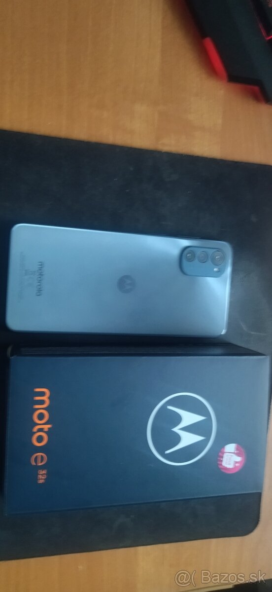 Motorola E32s