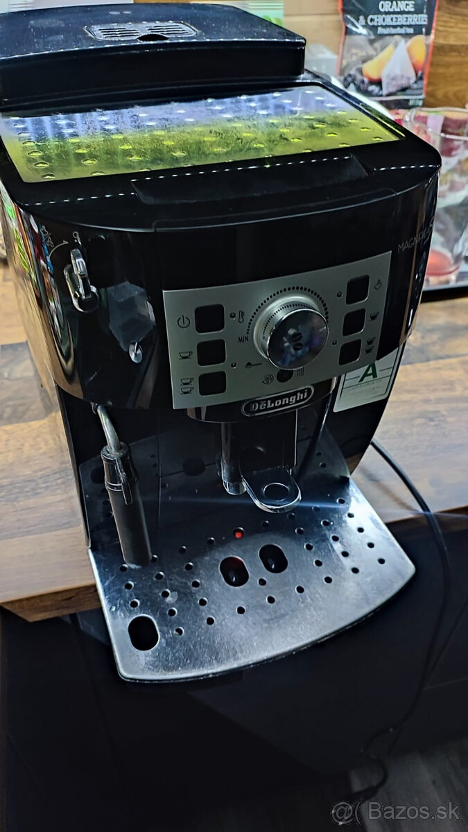 Delonghi Magnifica S Black