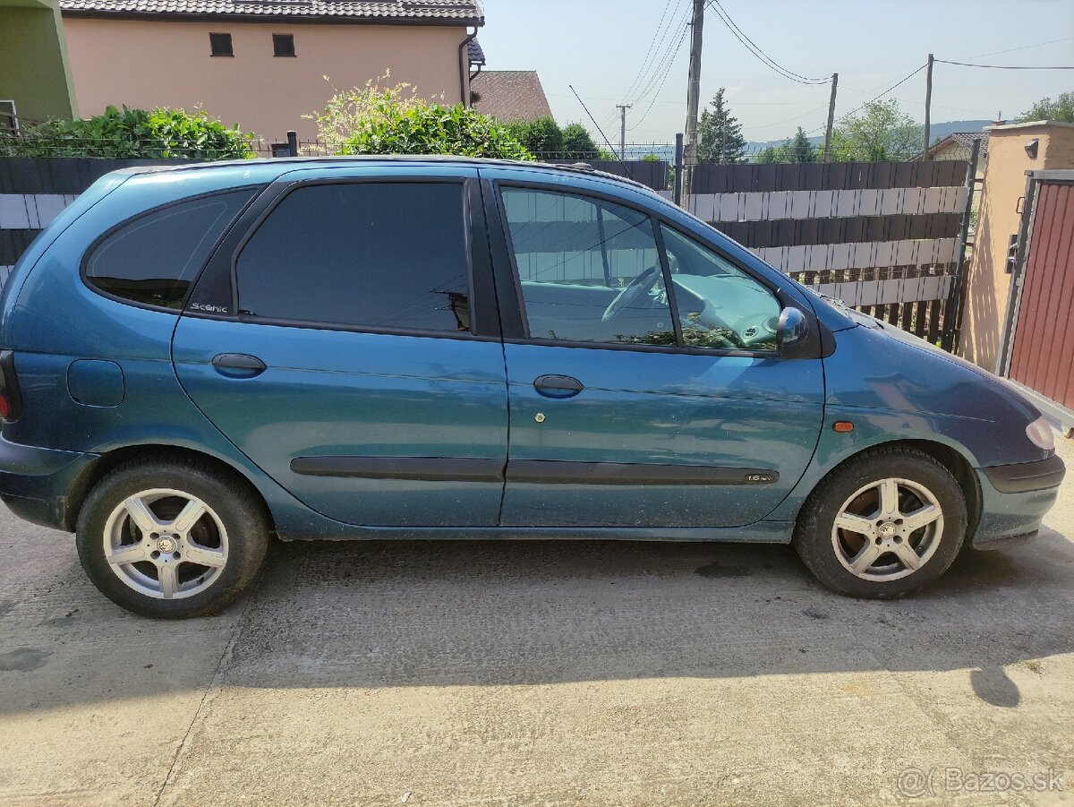 Renault Megane Scénic