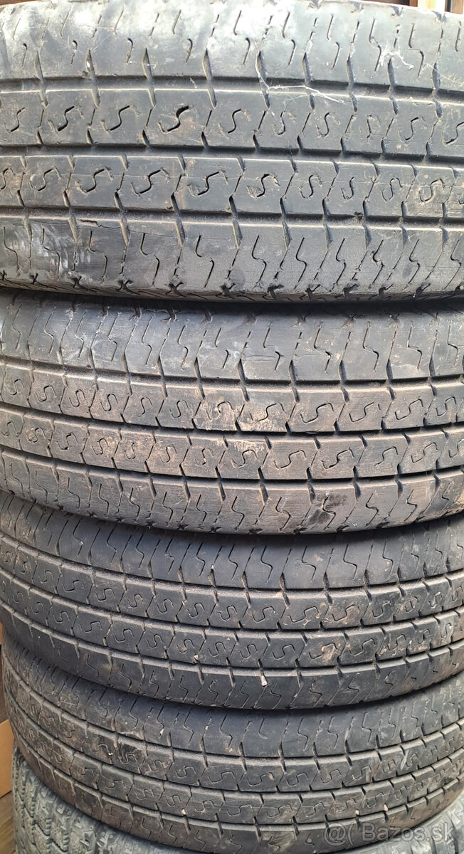 Predam letne pneu na dodavku 195/70R15 C Matador maxilla