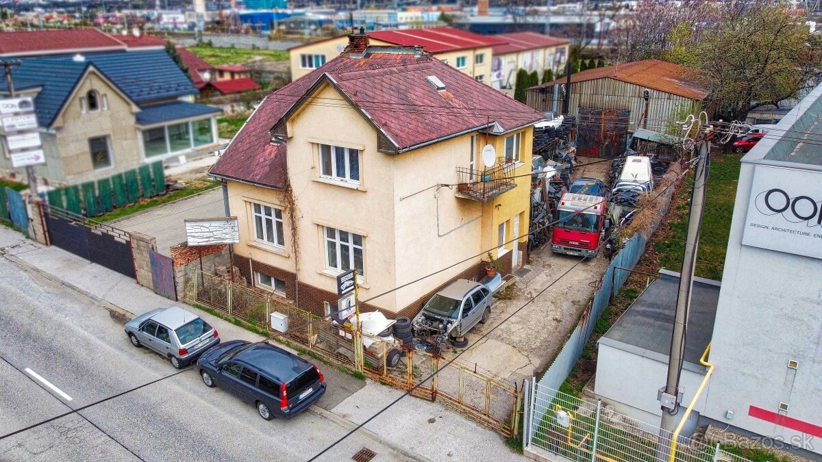 RODINNÝ DOM s HALOU a VEĽKÝM POZEMKOM, KOŠICE – SEVER