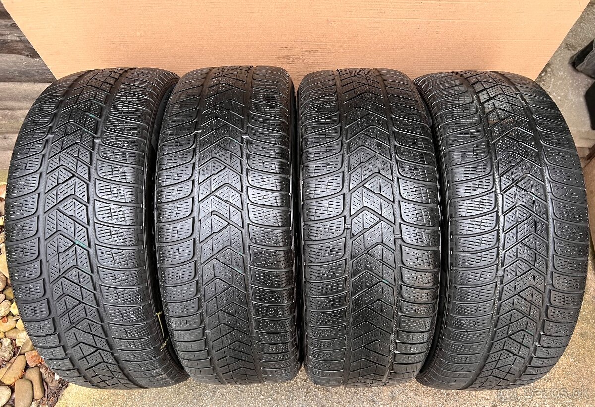 Zimné pneumatiky 235/55 R19 105H Pirelli sada