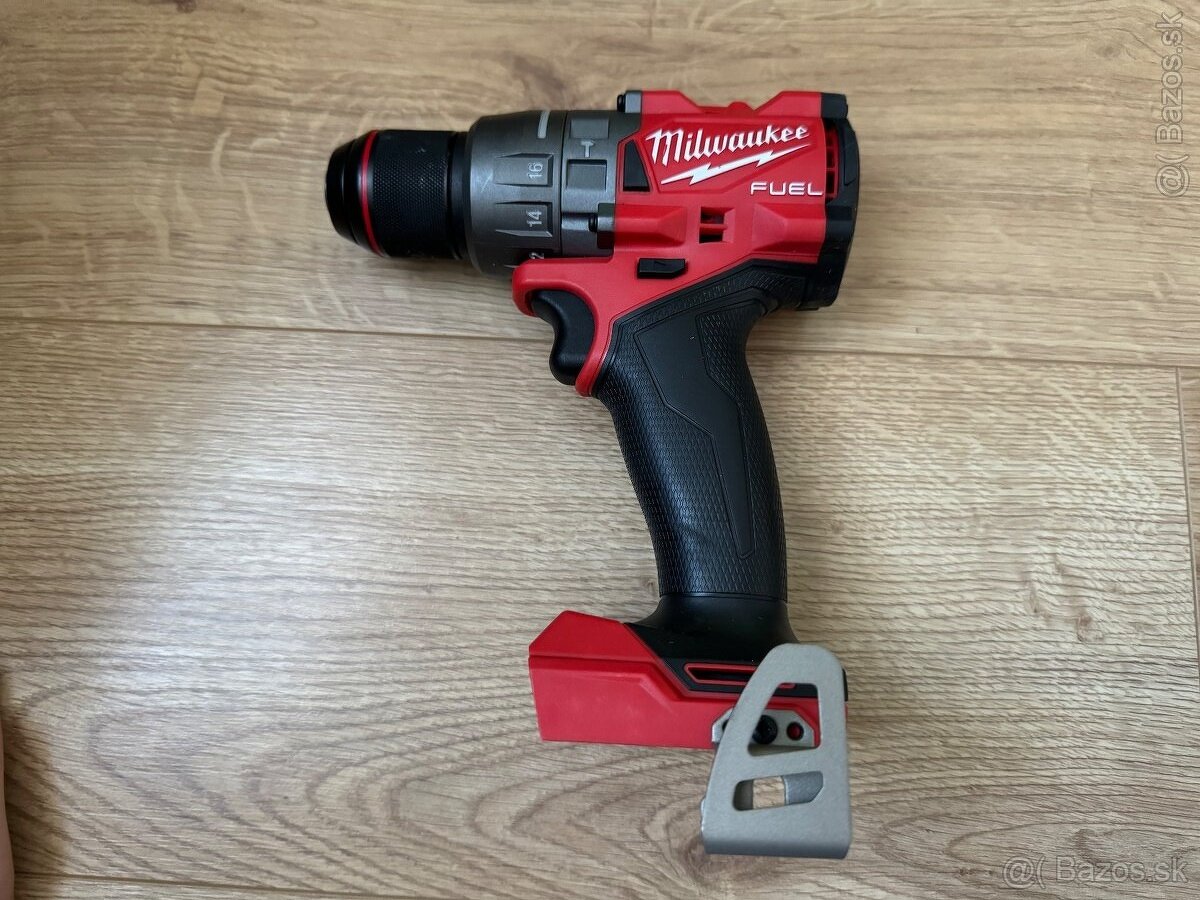 Predám vŕtačku Milwaukee M18 FPD3