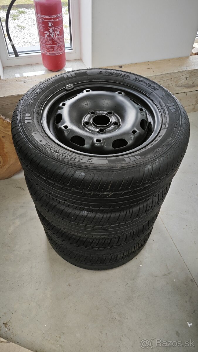 Letné pneumatiky 185/60 R14 + plechové disky