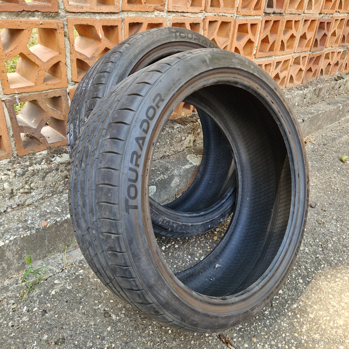 Predám letné pneu Tourador X Speed TU1 235/35 R19 91W