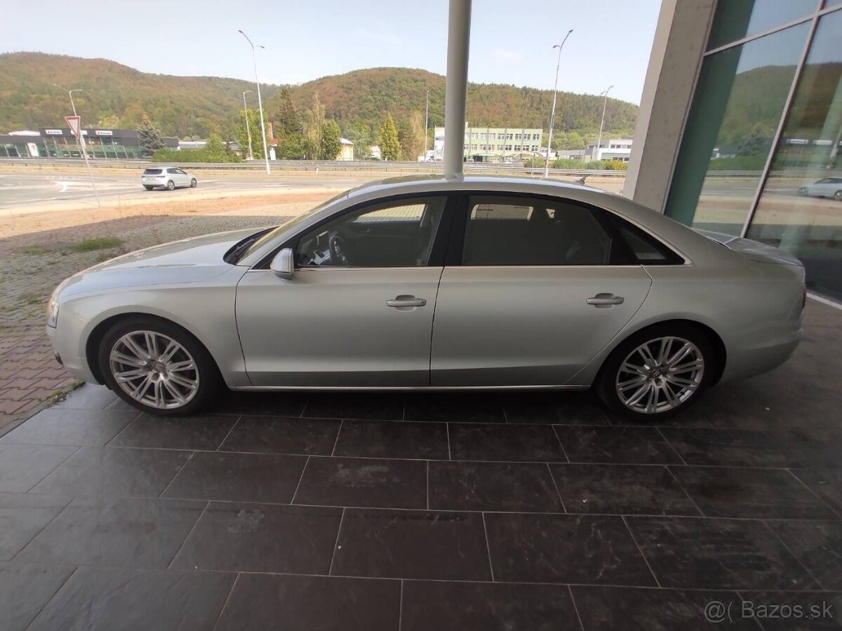 Audi A8L 3.0TDi