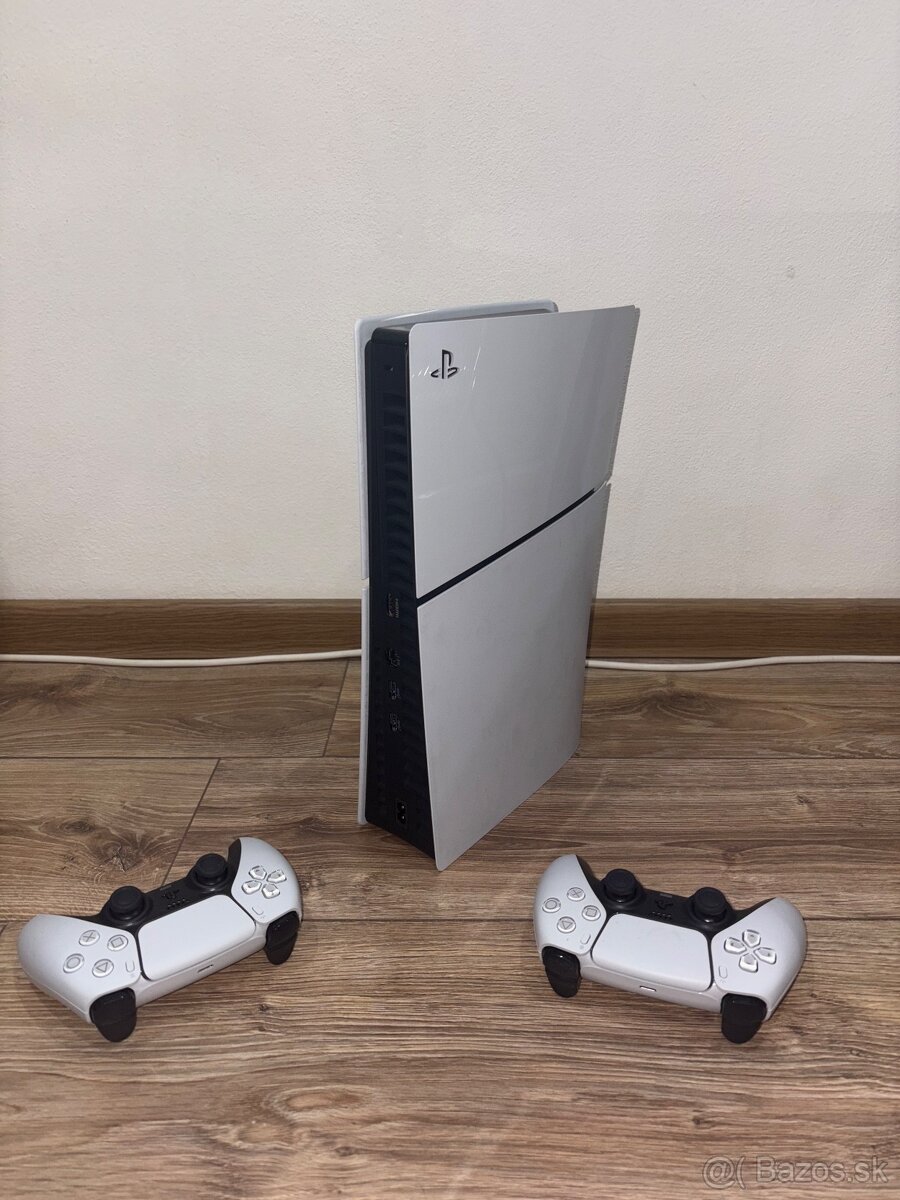 Playstation 5+2 ovládače