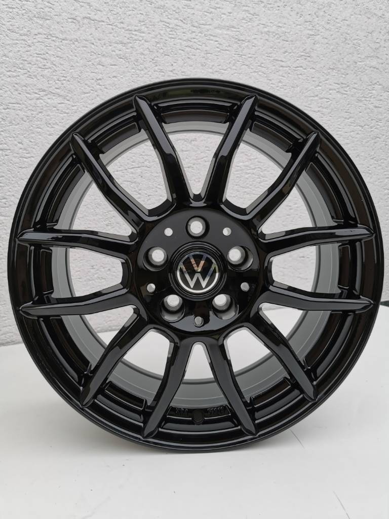 #35 Škoda, Vw alu disky 7x17 5x112 ET40 IT Wheels Kira