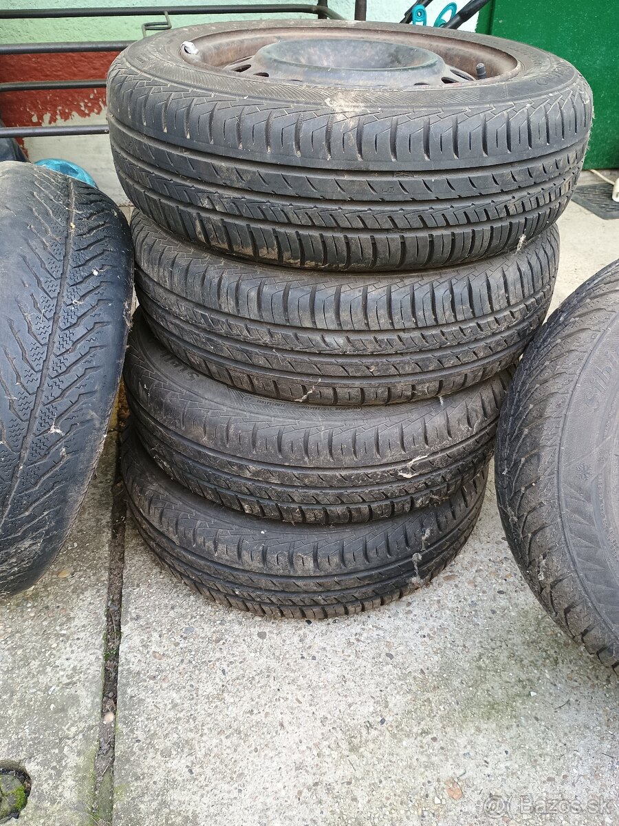 Predám pneu 165/65 R14