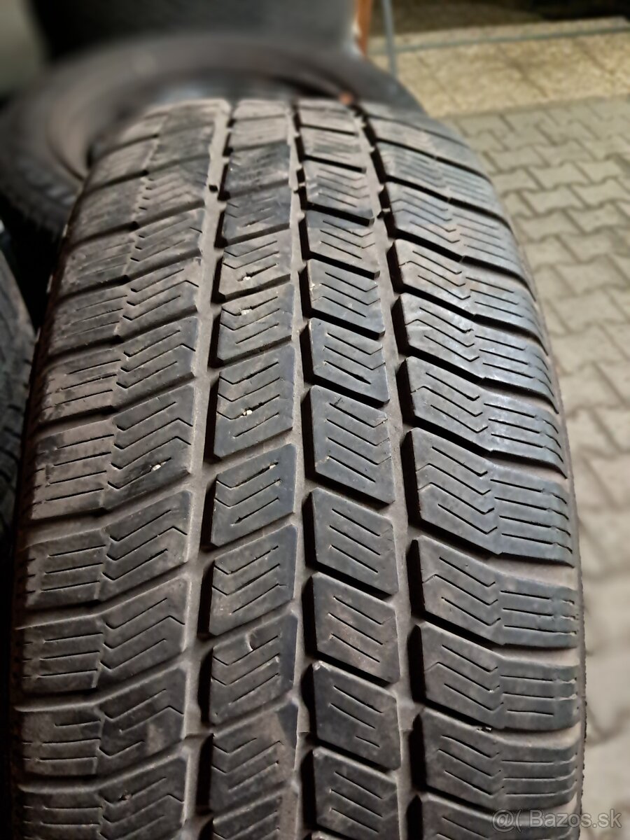 205/55r16 zimne barum